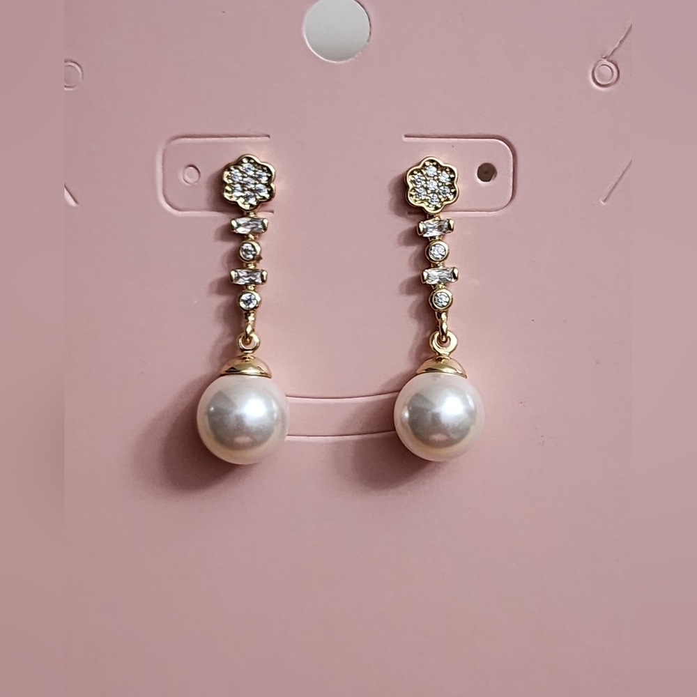 Elegant Gold Plated and Pearl Drop Earrings.
